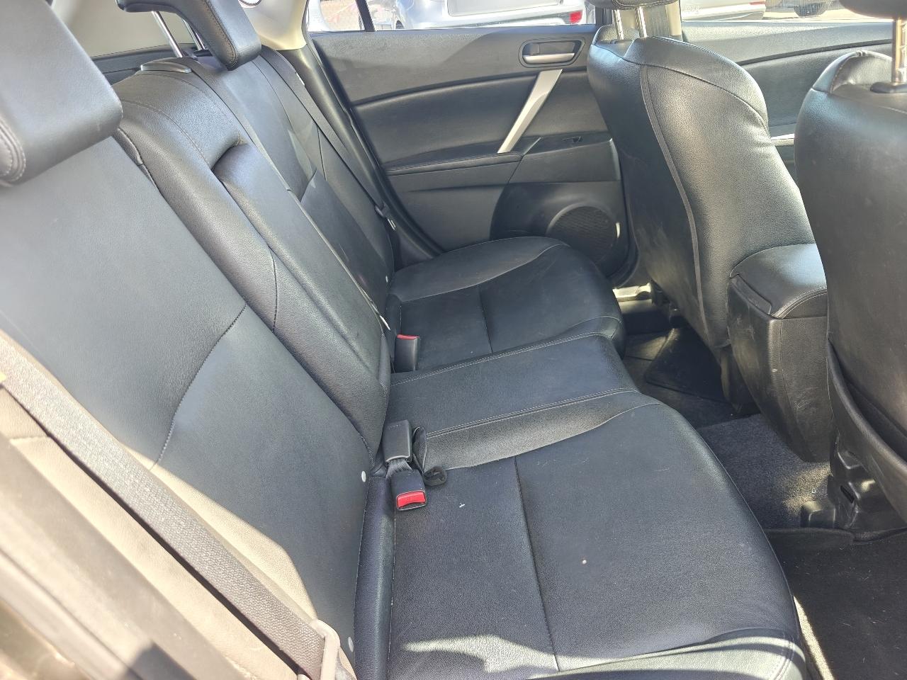 Mazda MAZDA3 s Sport 5-Door 2010