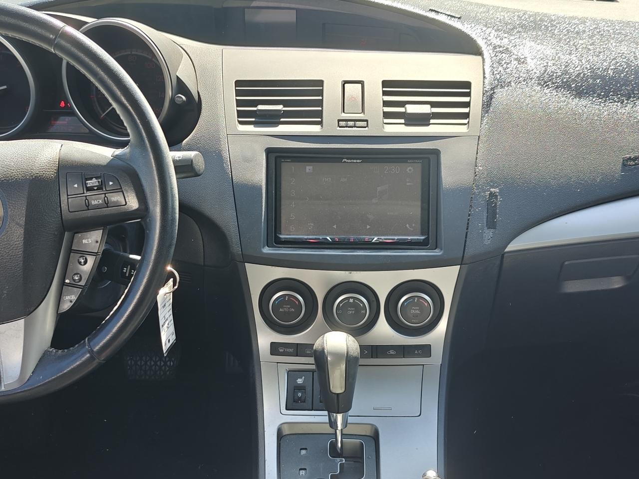 Mazda MAZDA3 s Sport 5-Door 2010