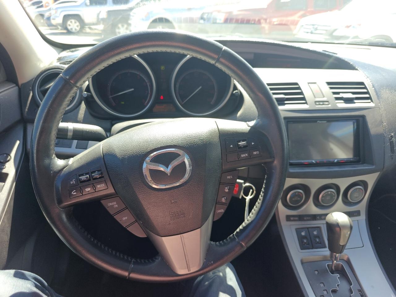 Mazda MAZDA3 s Sport 5-Door 2010