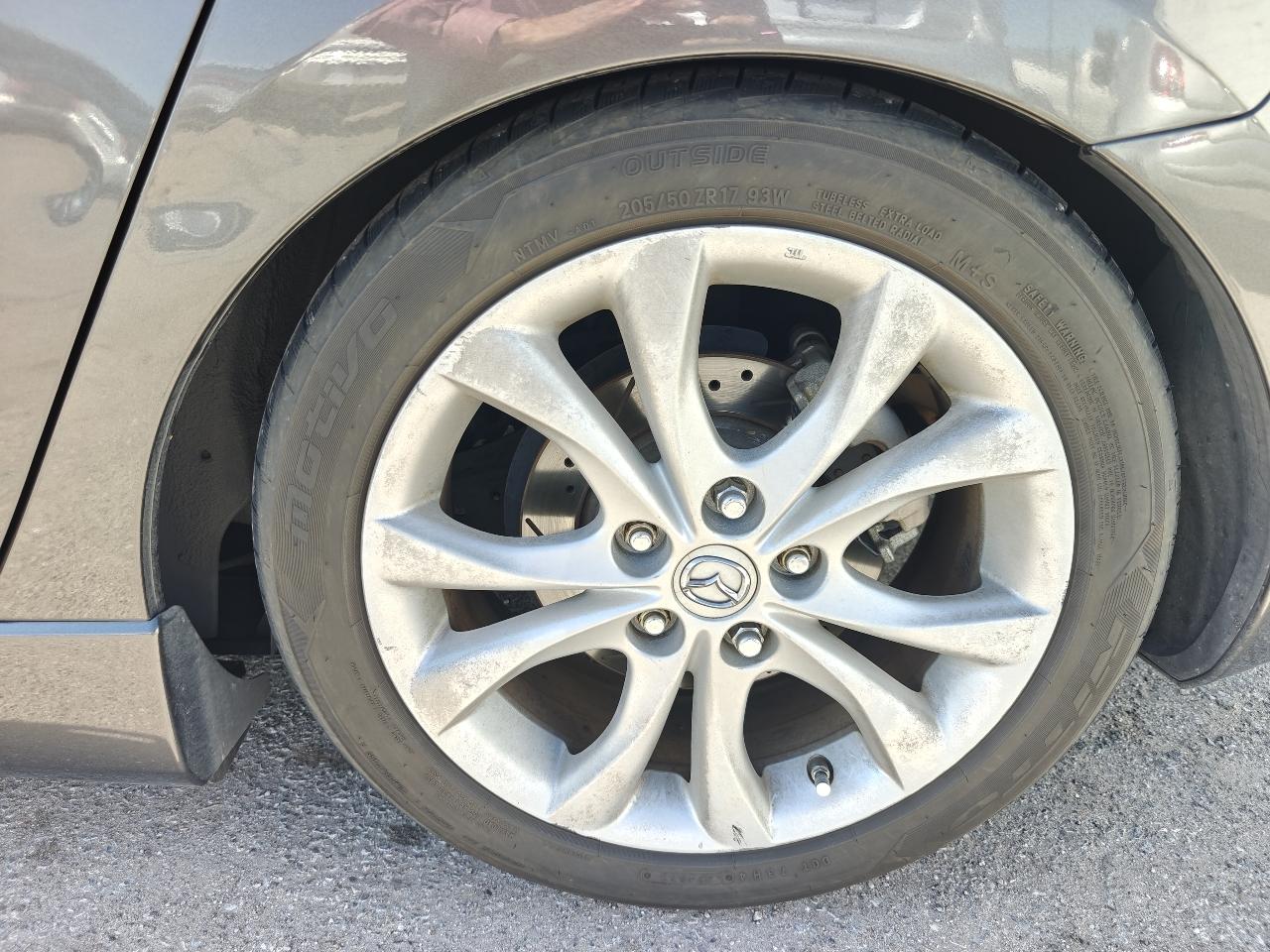 Mazda MAZDA3 s Sport 5-Door 2010