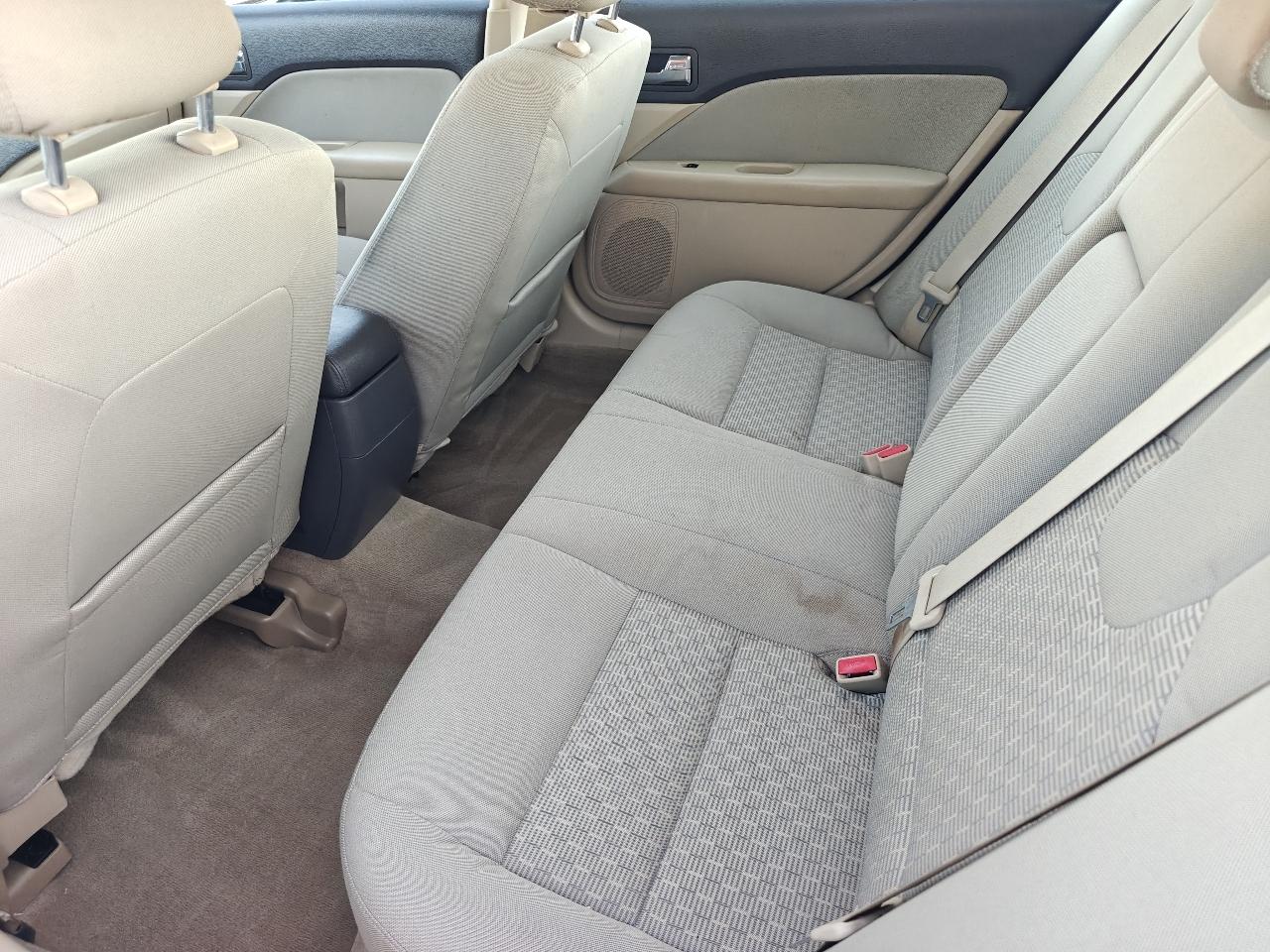 Ford Fusion  2011