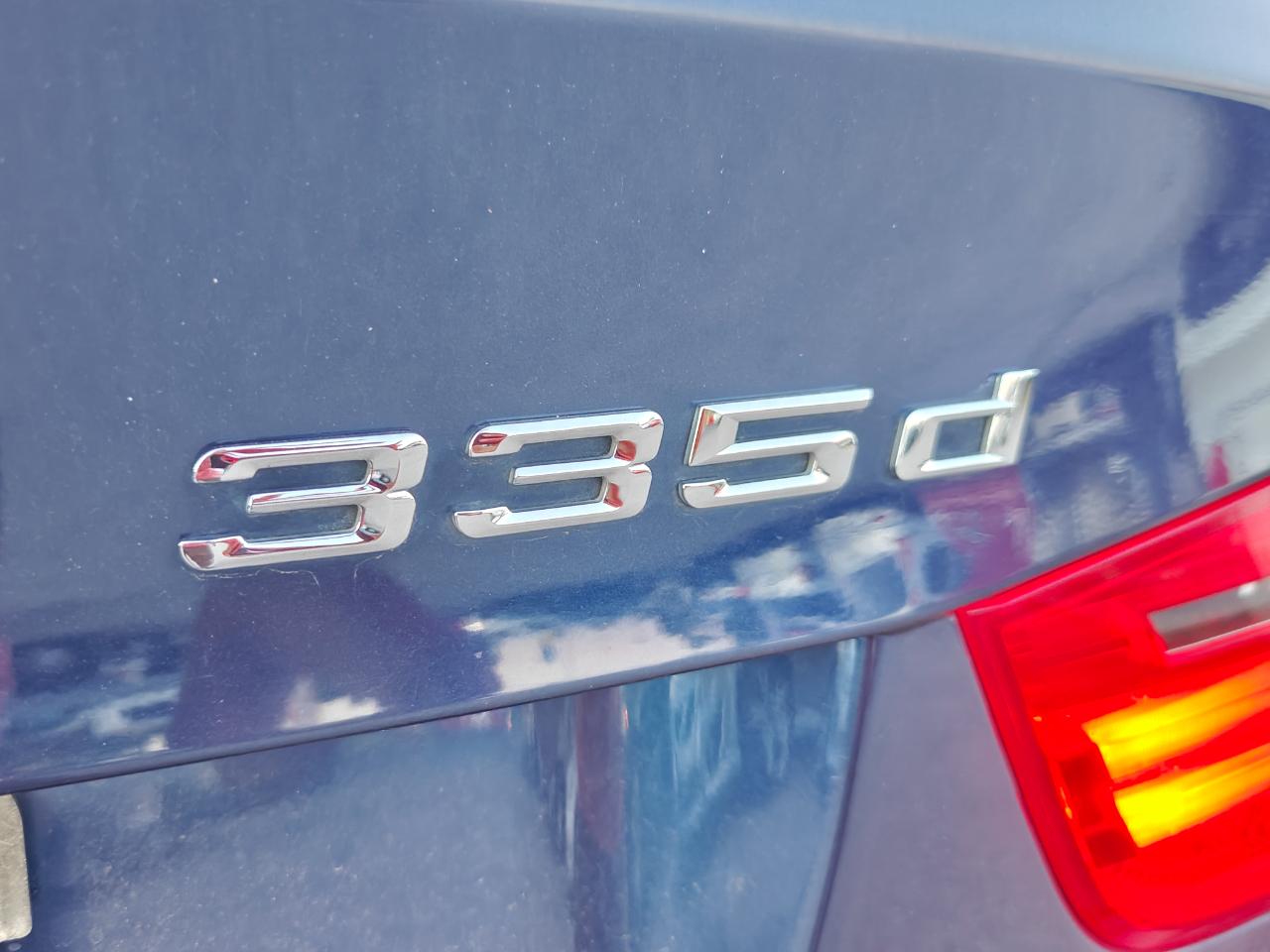 BMW 335D  2011