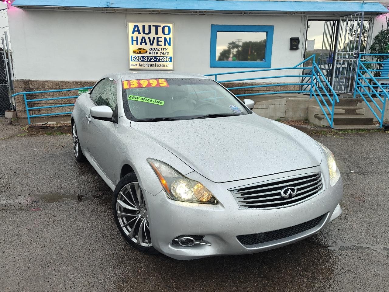 Infiniti G37  2012