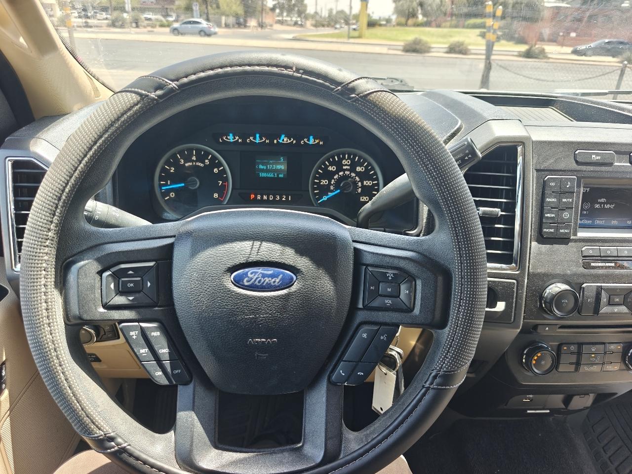 Ford F-150 2WD SuperCrew 145" XLT 2016