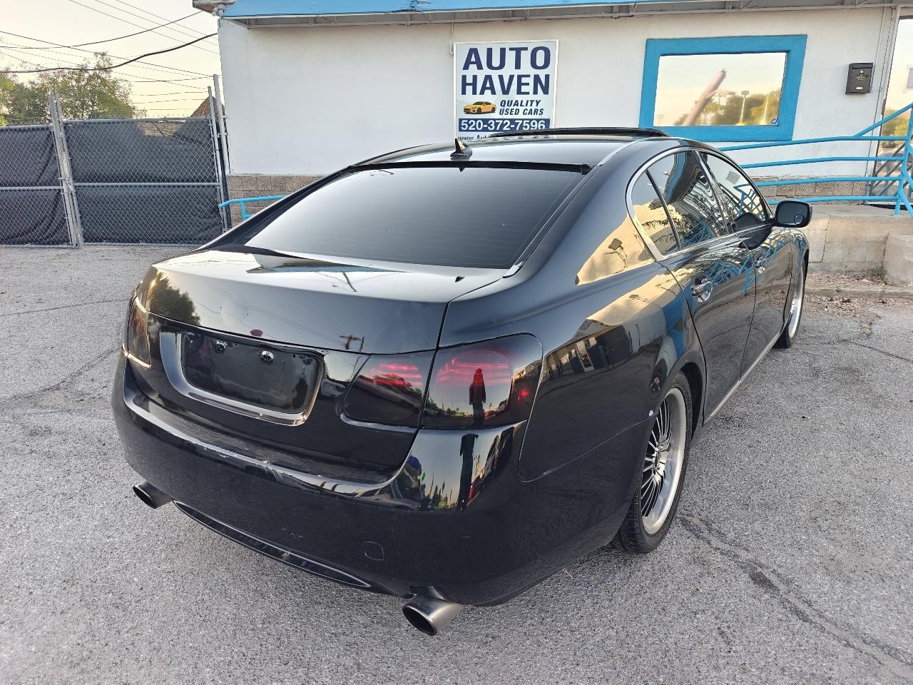 View vehicle photo 4