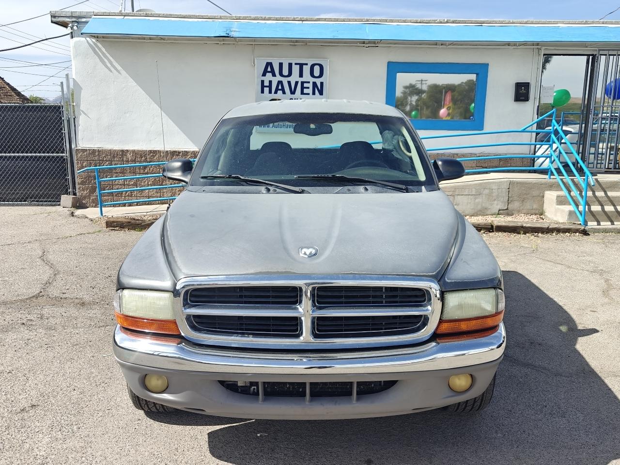 Dodge Dakota SLT Quad Cab 2WD 2003