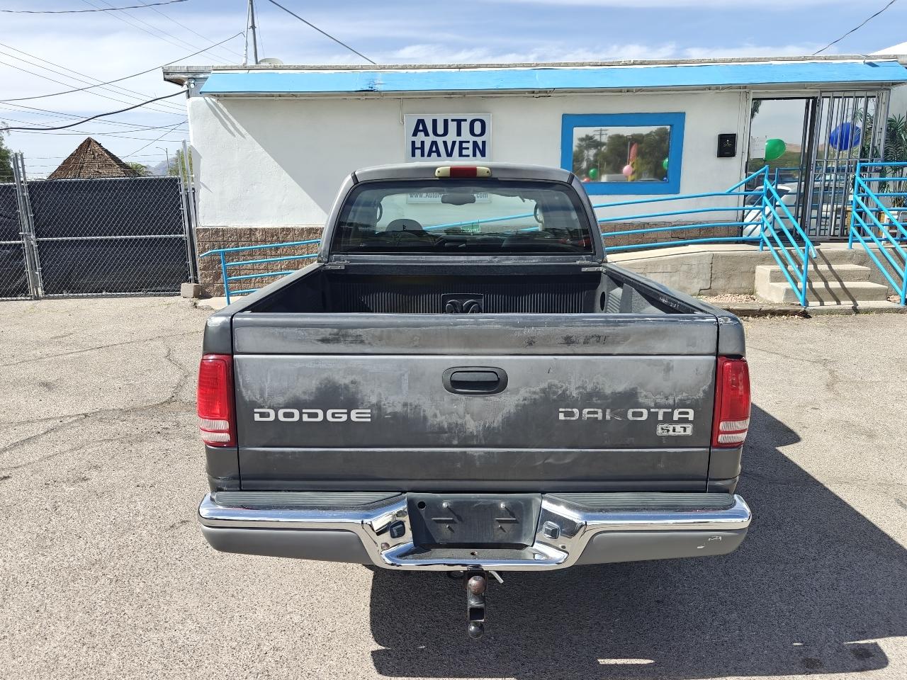 Dodge Dakota SLT Quad Cab 2WD 2003