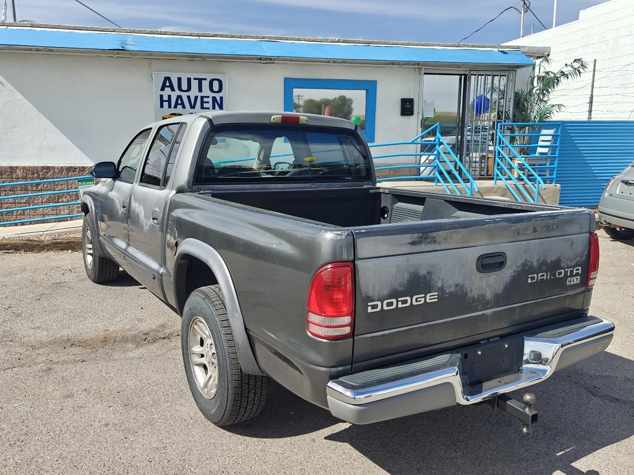 Dodge Dakota SLT Quad Cab 2WD 2003