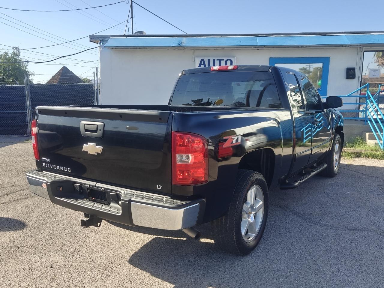 Chevrolet Silverado 1500 2WD Ext Cab 143.5" LT w/1LT 2008