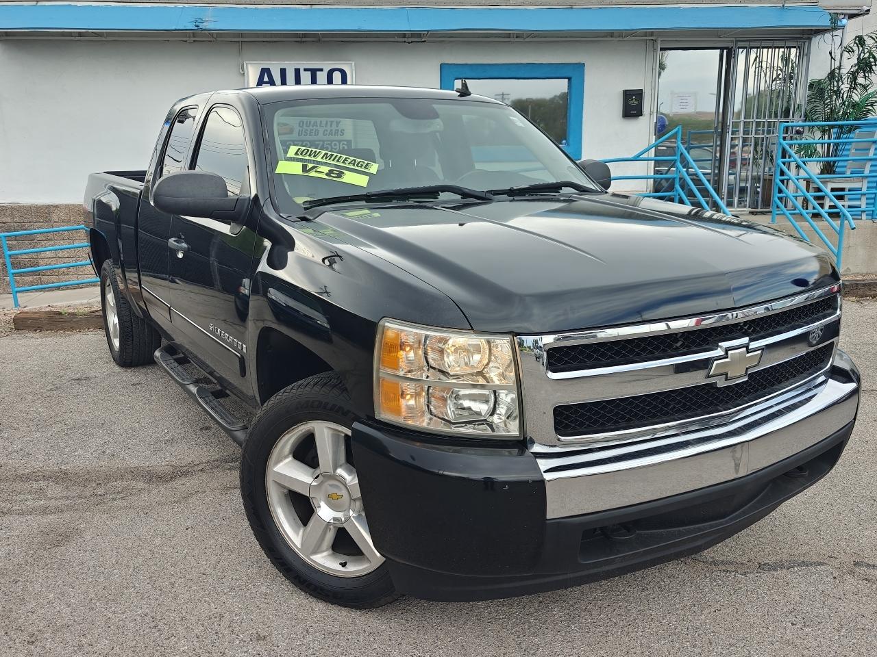 Chevrolet Silverado 1500 2WD Ext Cab 143.5" LT w/1LT 2008
