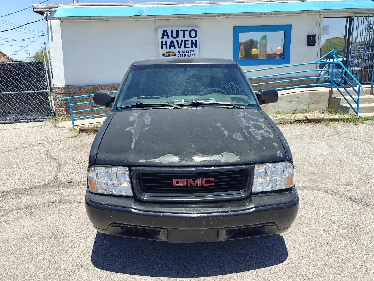 GMC Sonoma SL Ext. Cab Short Bed 2WD 2001
