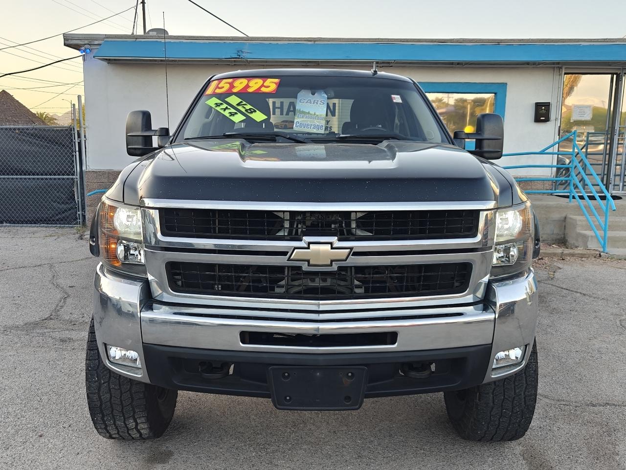 View vehicle photo 2