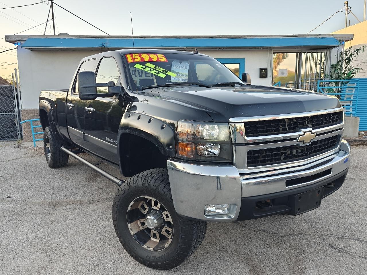 View vehicle photo 3