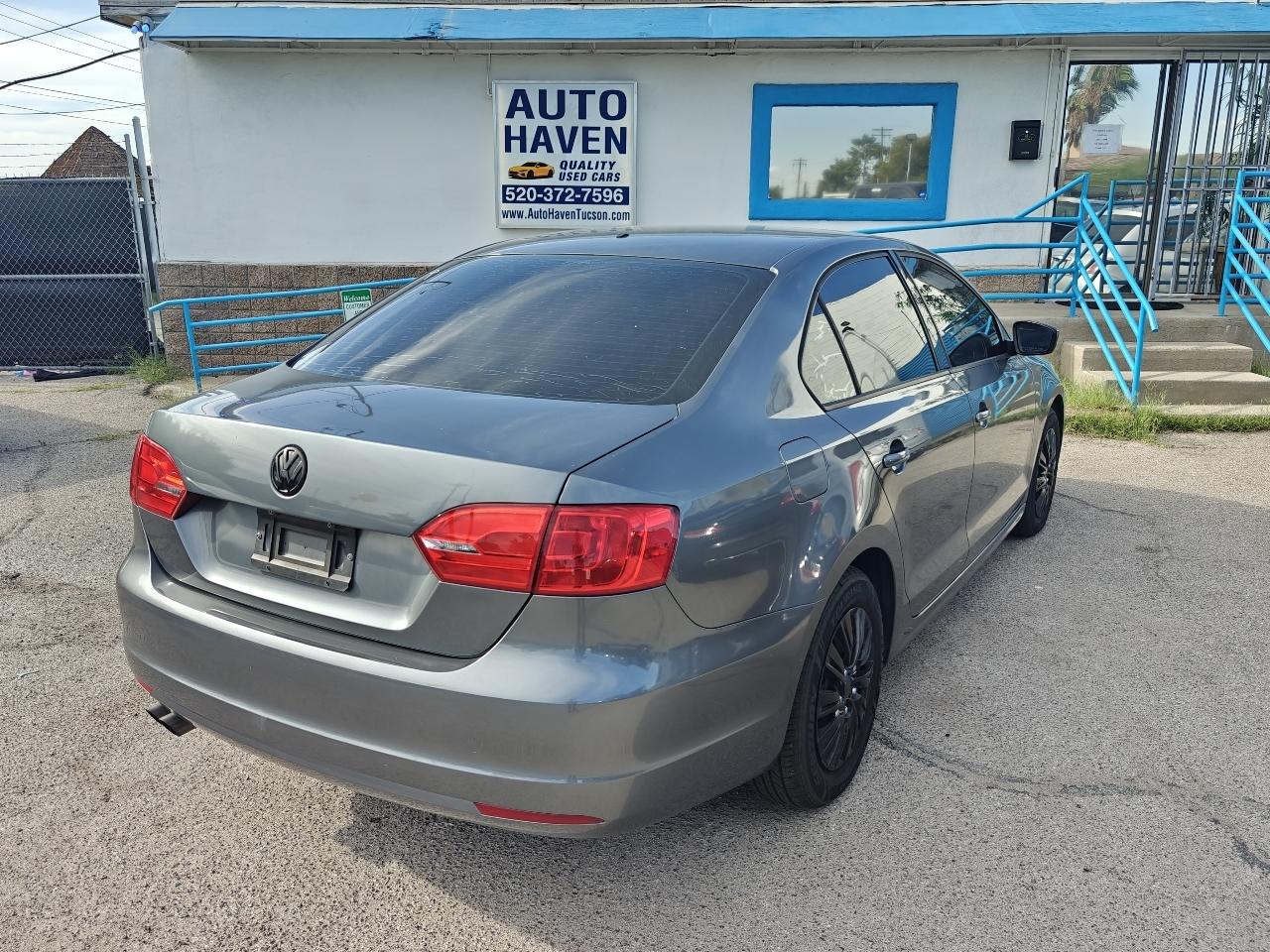 Volkswagen Jetta S 2014