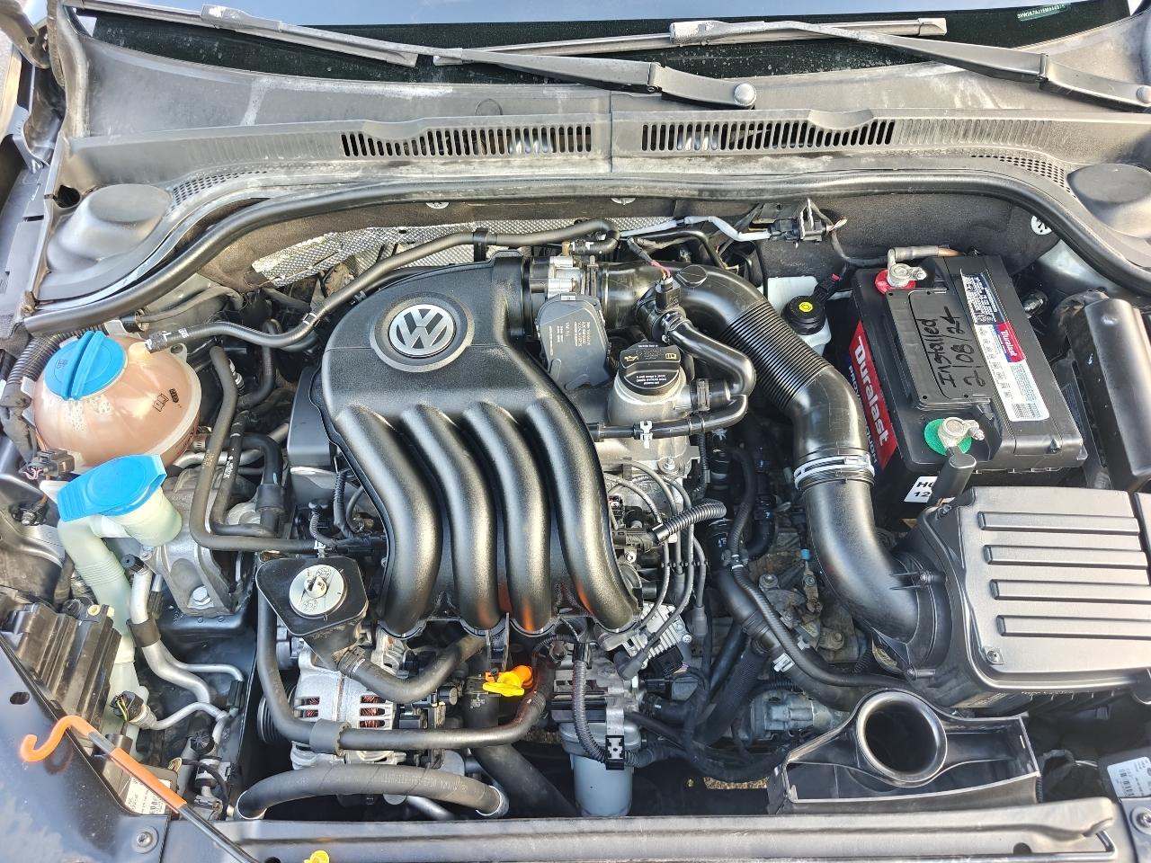 Volkswagen Jetta S 2014