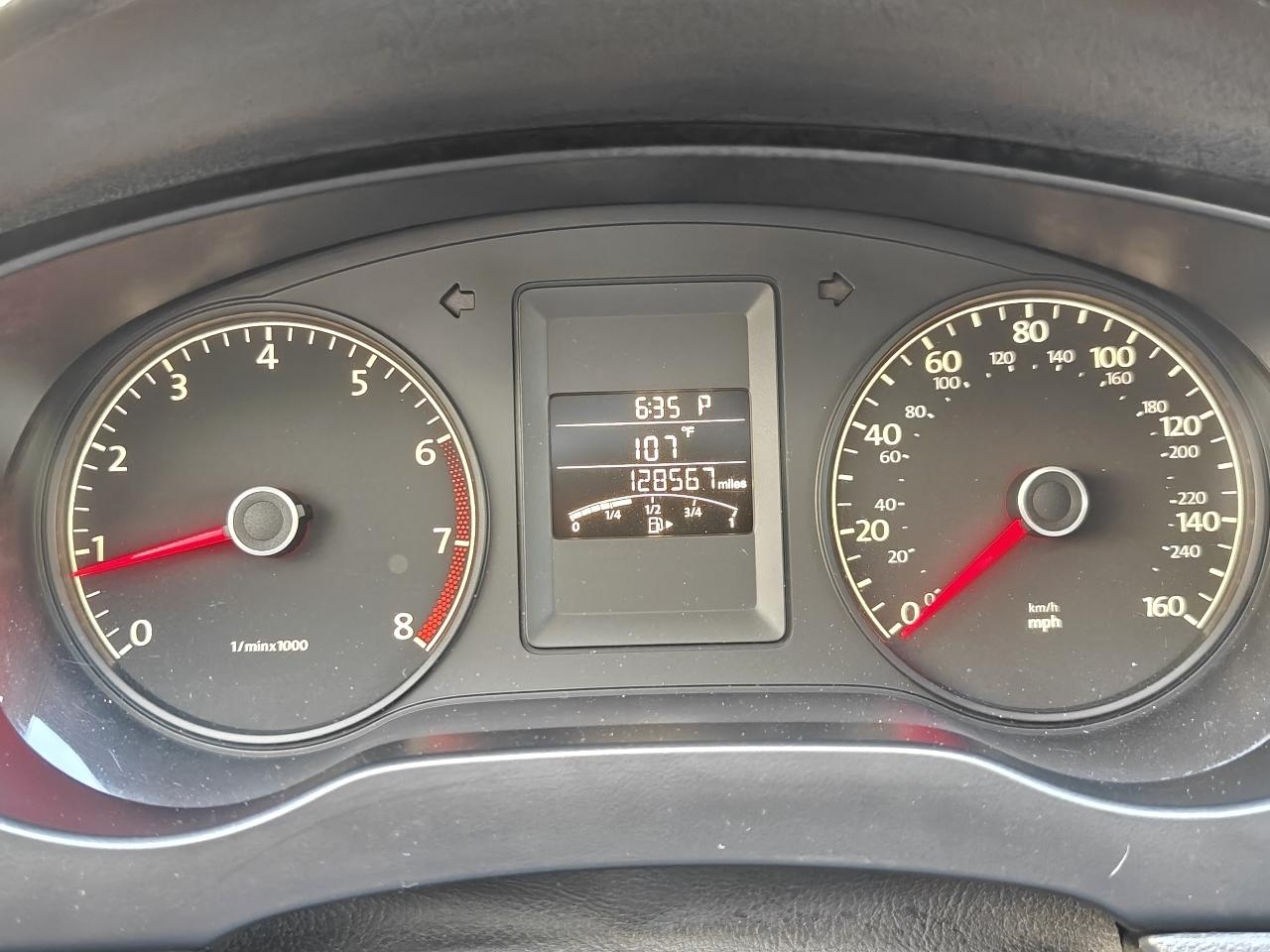Volkswagen Jetta S 2014