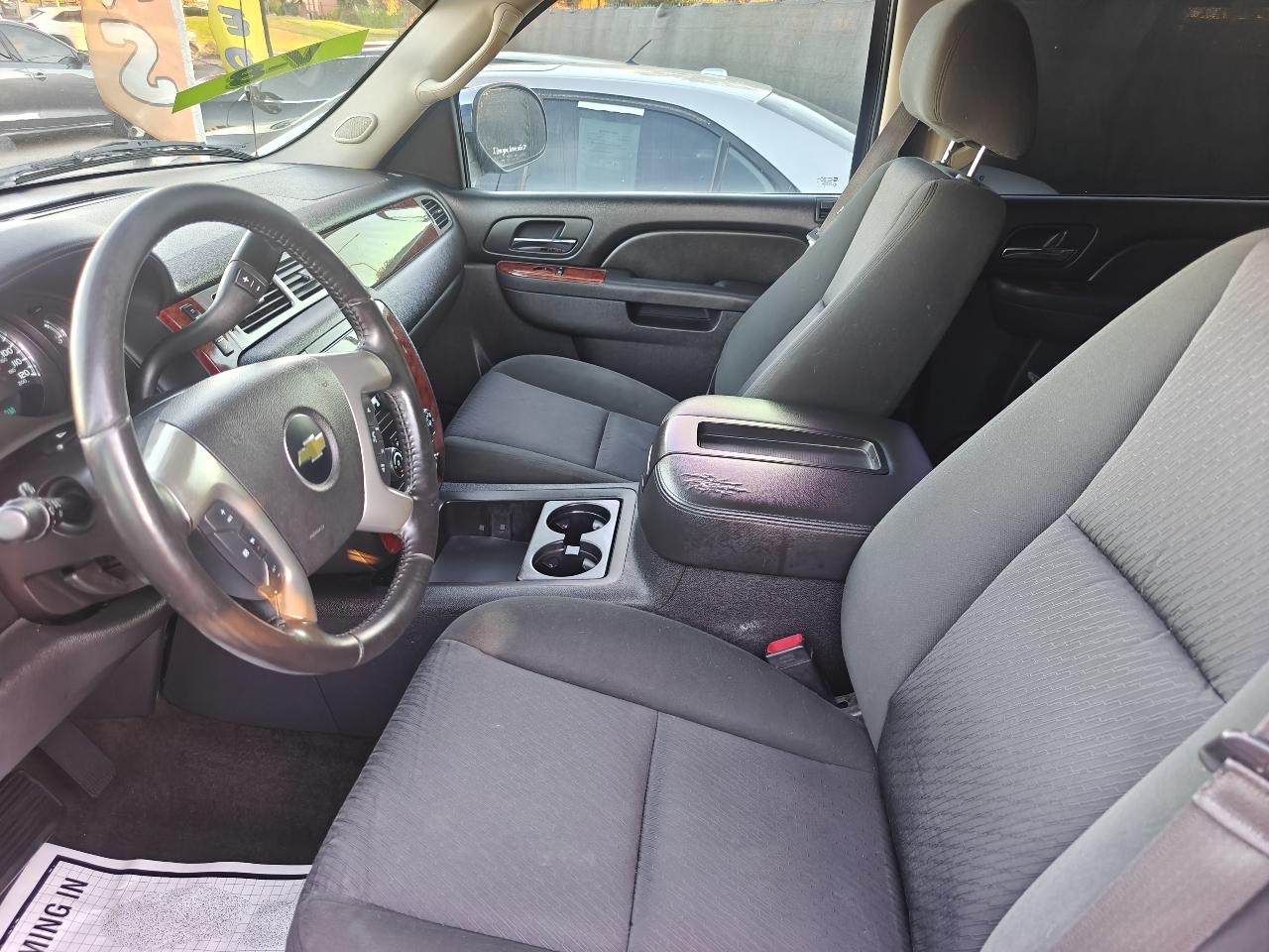 Chevrolet Avalanche LS 2WD 2013