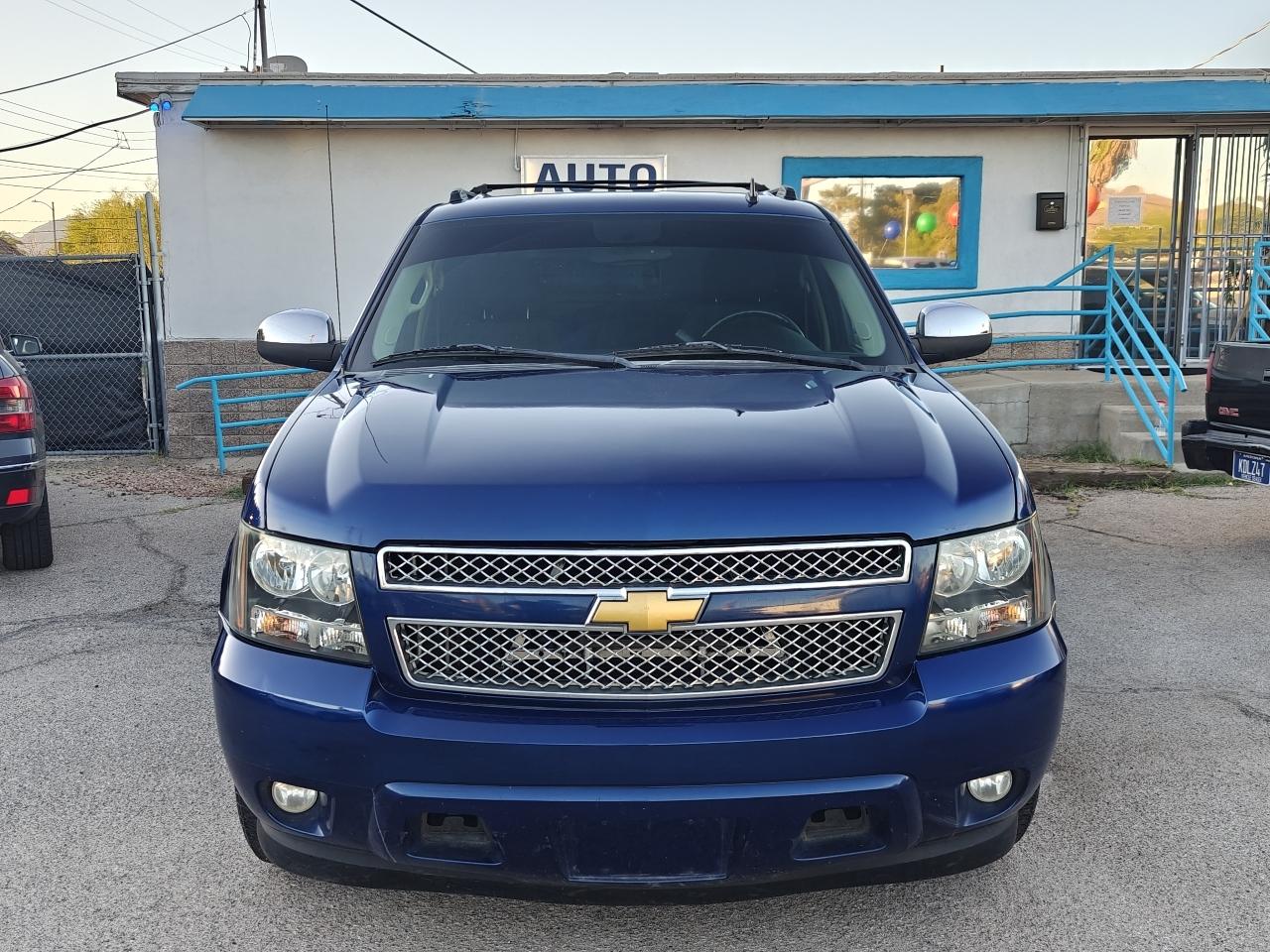 Chevrolet Avalanche LS 2WD 2013