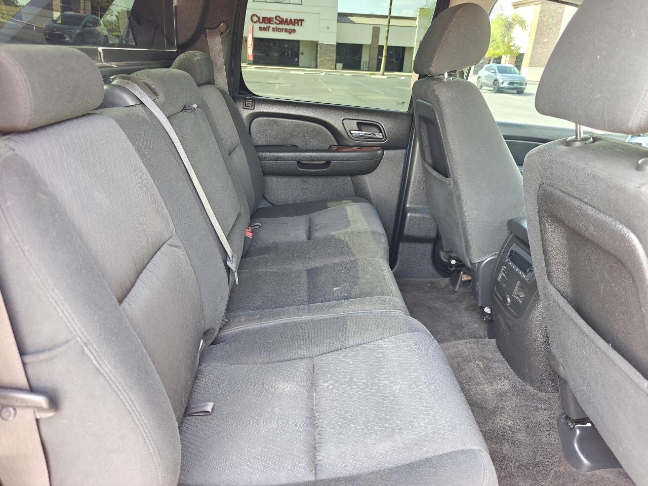 Chevrolet Avalanche LS 2WD 2013