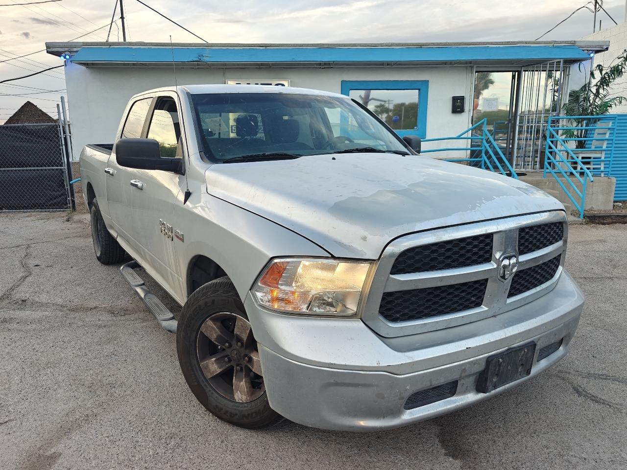 RAM 1500 SLT Crew Cab LWB 2WD 2017