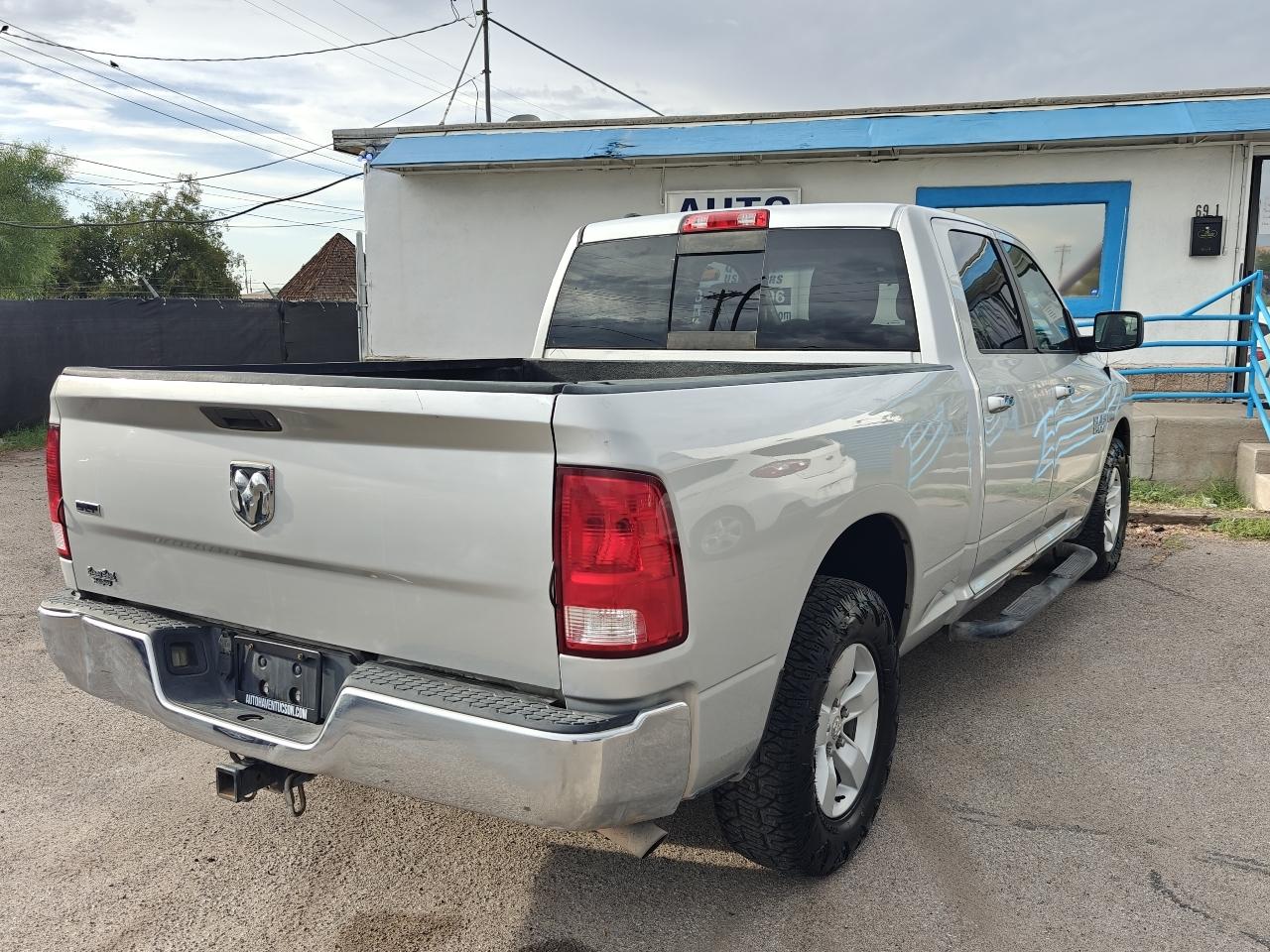 RAM 1500 SLT Crew Cab LWB 2WD 2017