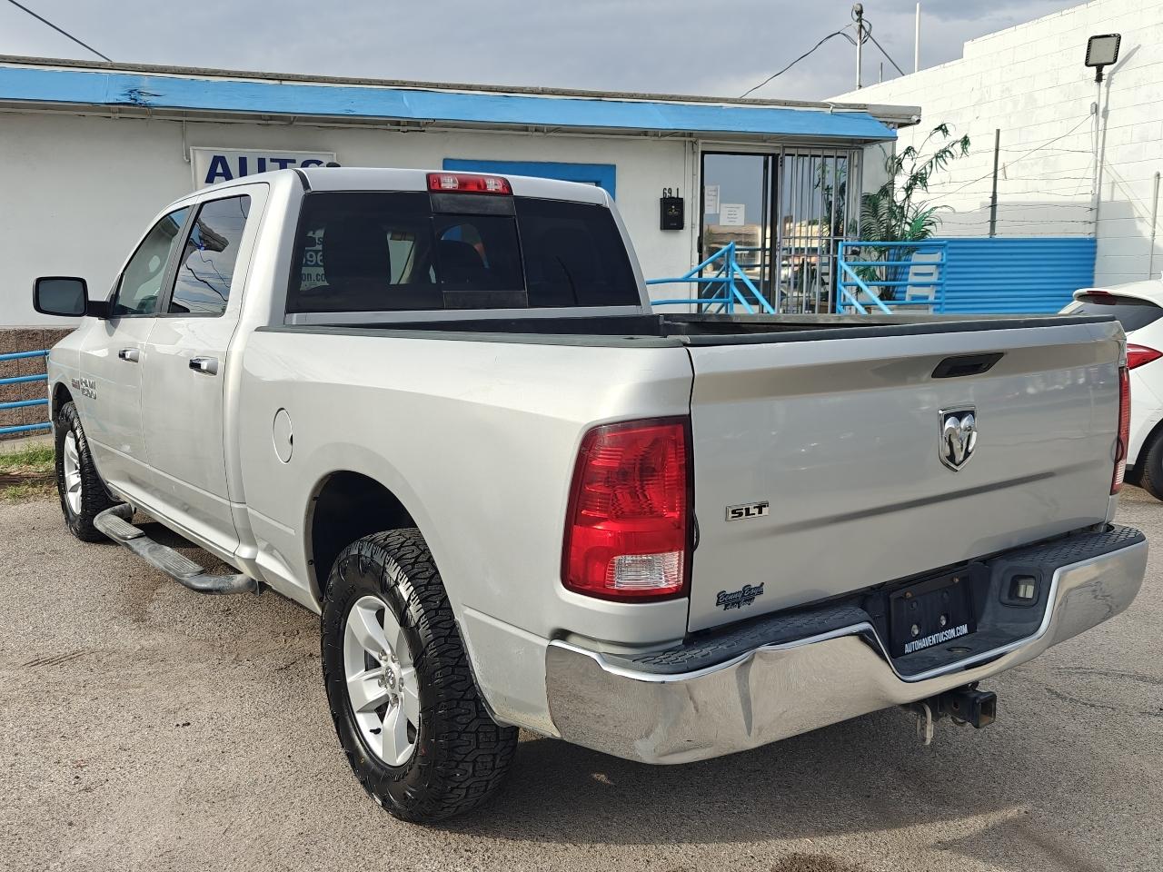 RAM 1500 SLT Crew Cab LWB 2WD 2017