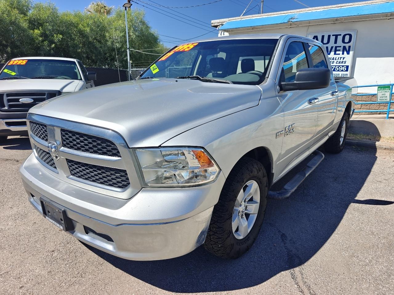 RAM 1500 SLT Crew Cab LWB 2WD 2017