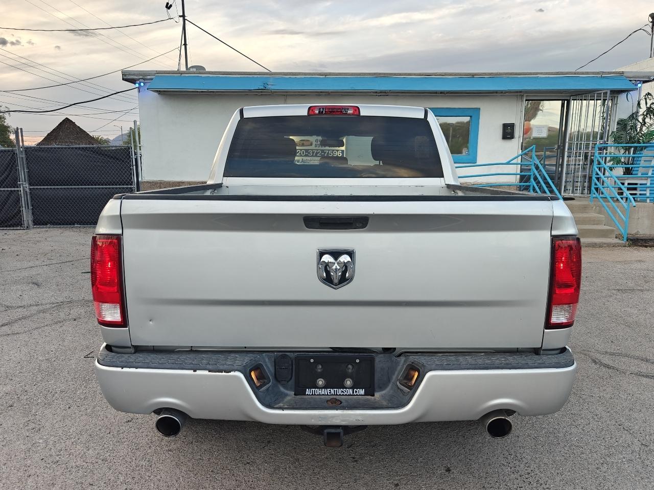 RAM 1500 Tradesman/Express Crew Cab SWB 2WD 2014
