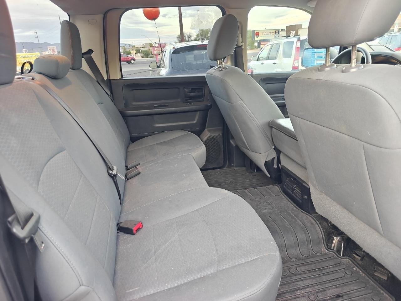 RAM 1500 Tradesman/Express Crew Cab SWB 2WD 2014