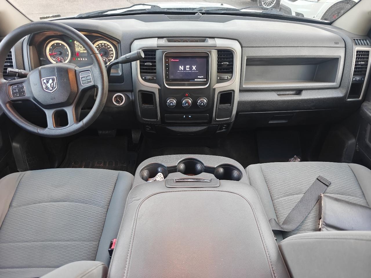 RAM 1500 Tradesman/Express Crew Cab SWB 2WD 2014