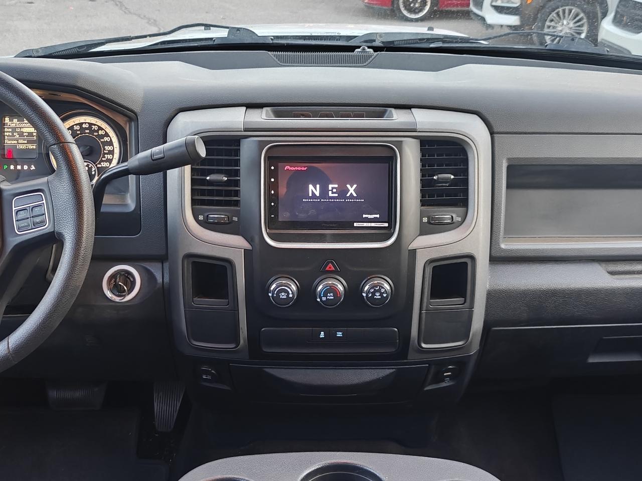 RAM 1500 Tradesman/Express Crew Cab SWB 2WD 2014