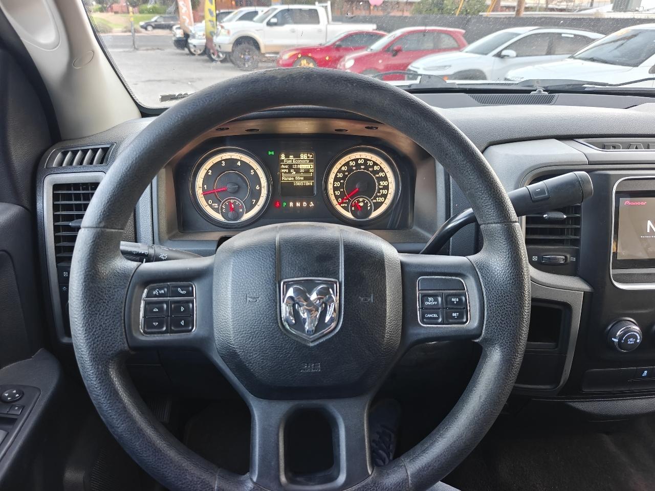 RAM 1500 Tradesman/Express Crew Cab SWB 2WD 2014