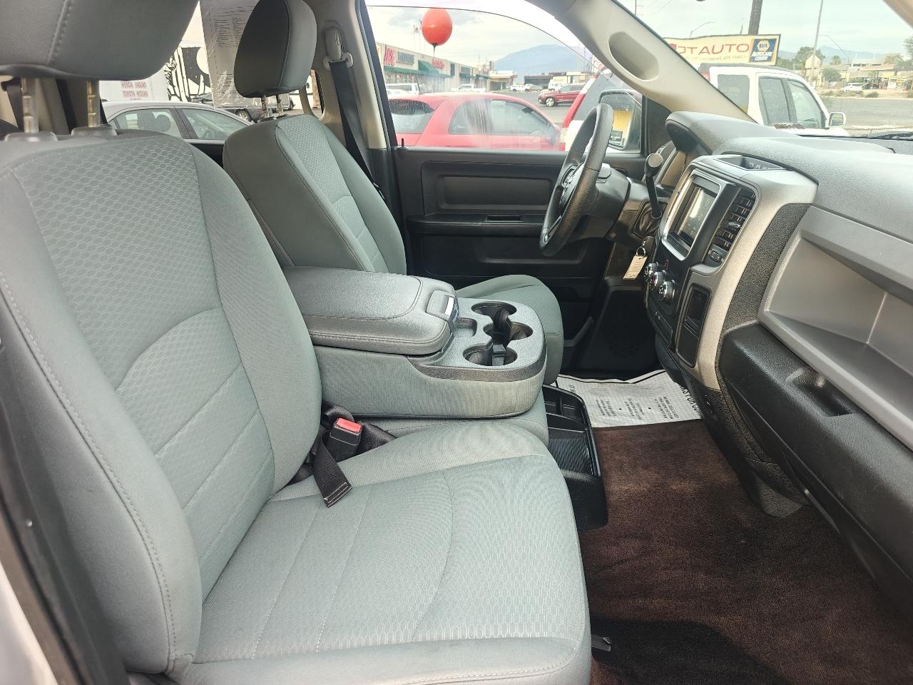 RAM 1500 Tradesman/Express Crew Cab SWB 2WD 2014