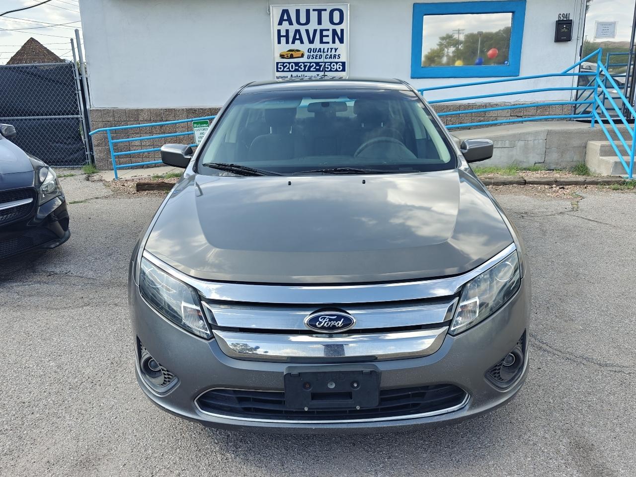 Ford Fusion SE 2012