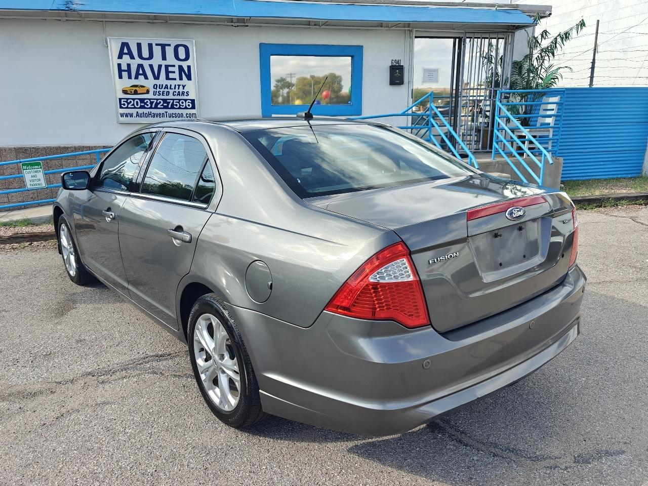 Ford Fusion SE 2012