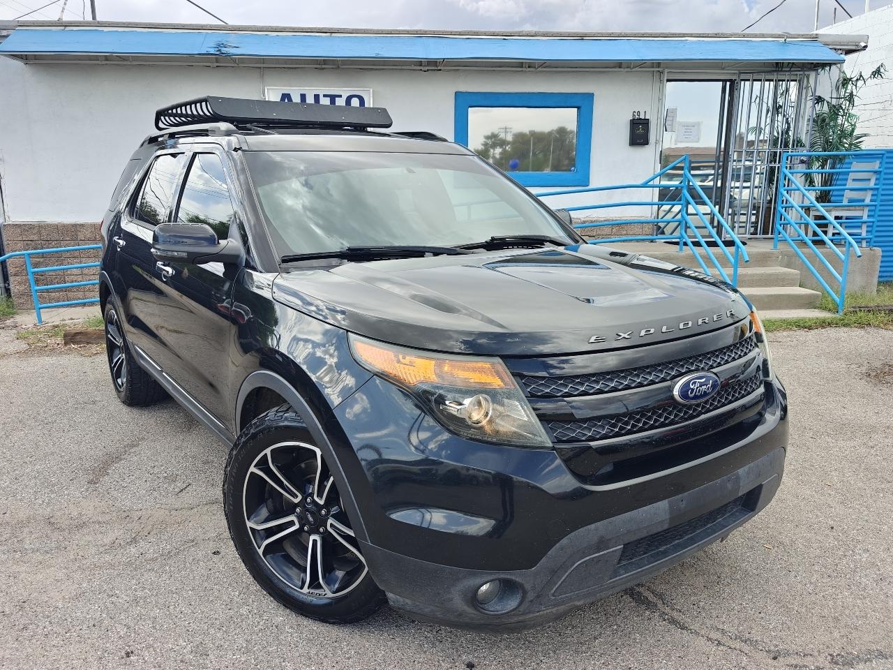 Ford Explorer Sport 4WD 2013