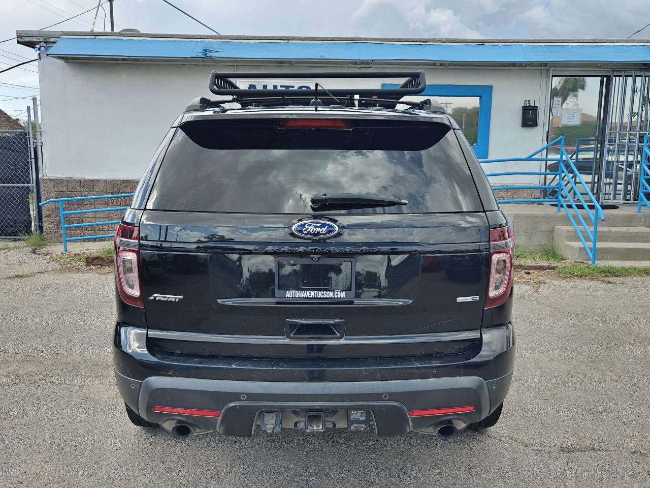 Ford Explorer Sport 4WD 2013