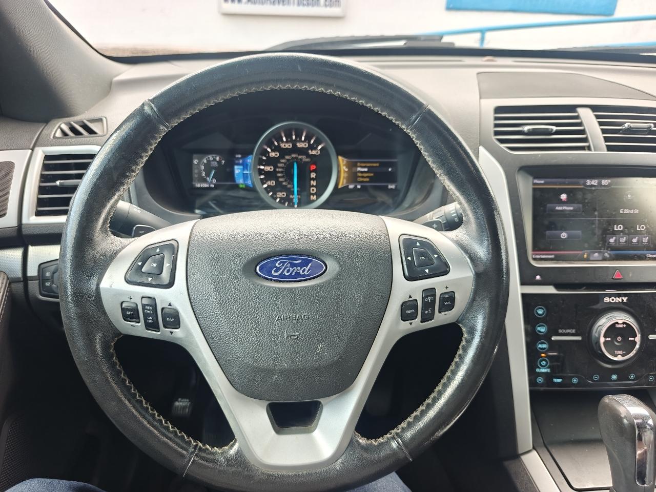 Ford Explorer Sport 4WD 2013