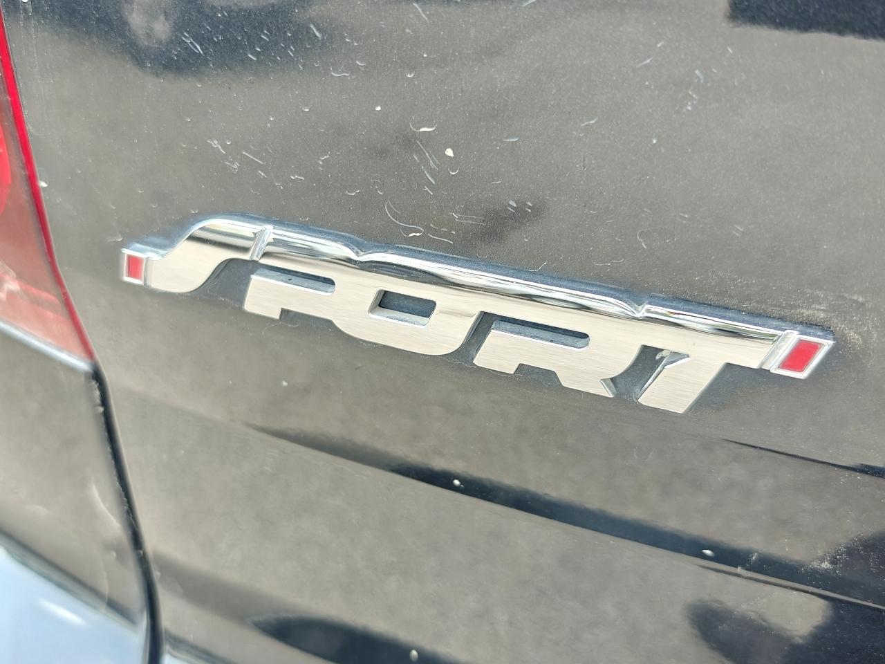 Ford Explorer Sport 4WD 2013