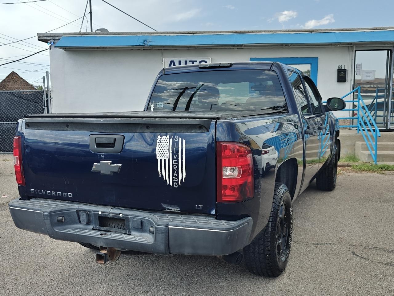 Chevrolet Silverado 1500 LS Crew Cab 2WD 2009