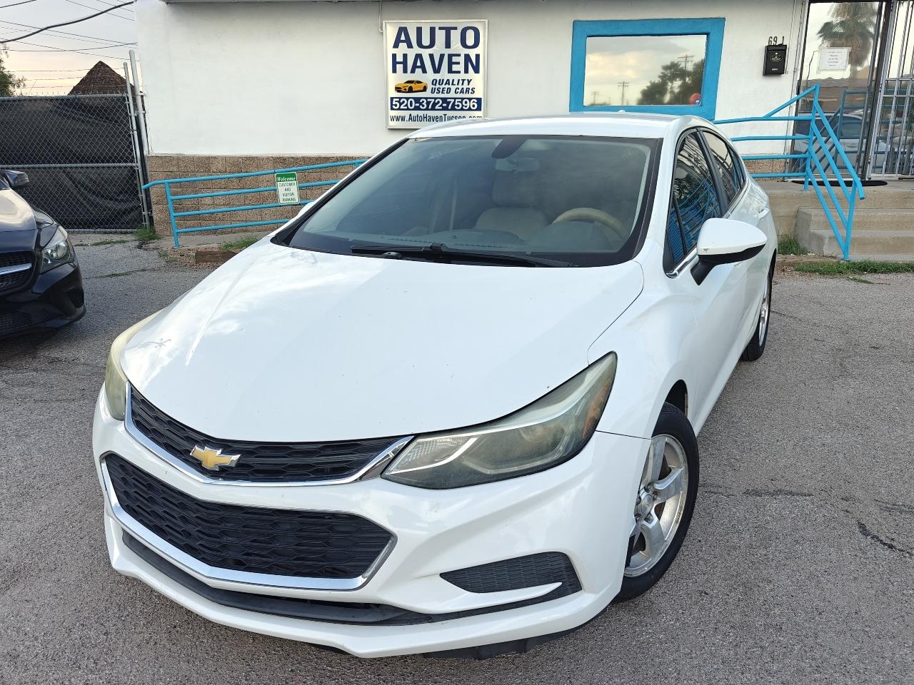 2017 Chevrolet Cruze LT Auto Hatchback