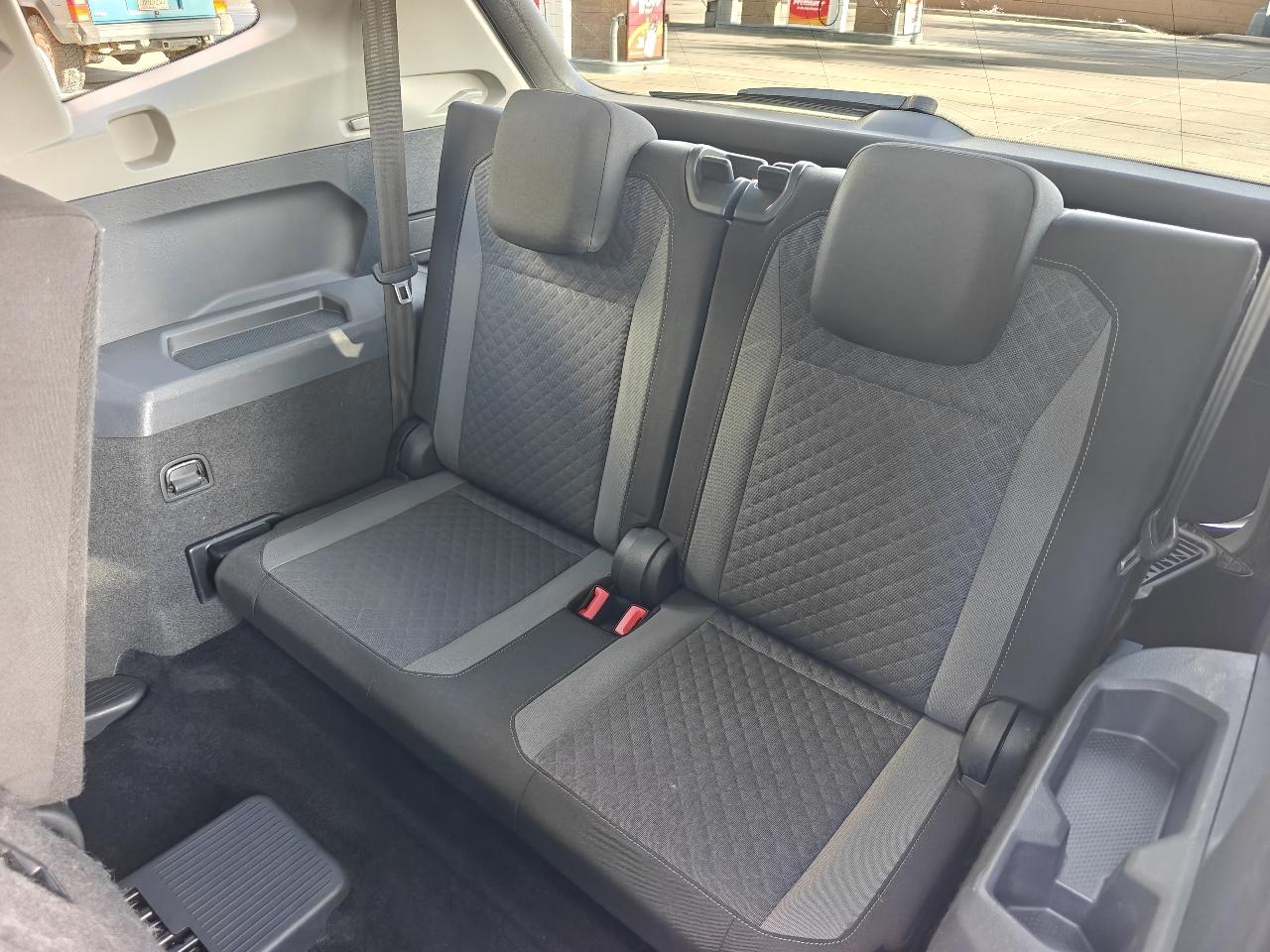 Volkswagen Tiguan S 2019