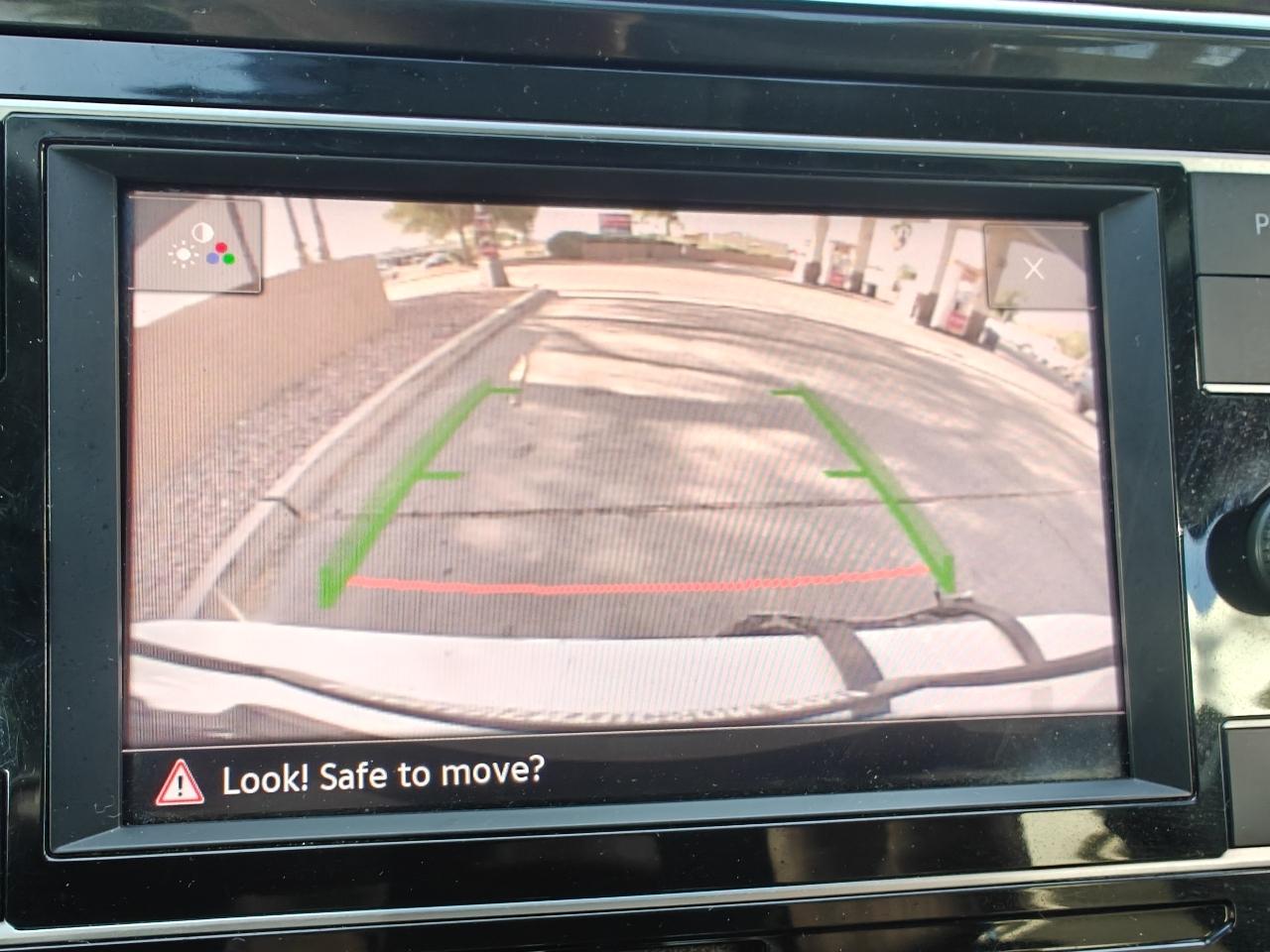 Volkswagen Tiguan S 2019