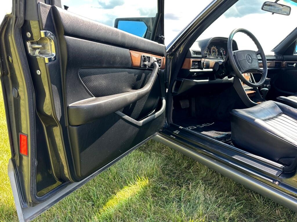 Mercedes-Benz 420  1987