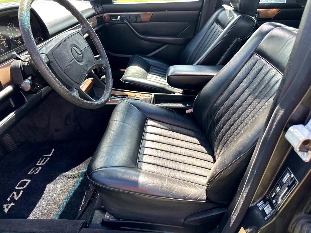 Mercedes-Benz 420  1987