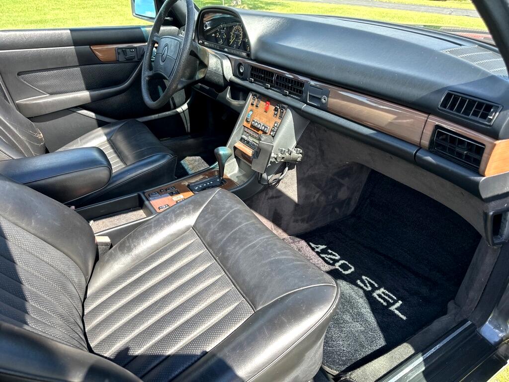 Mercedes-Benz 420  1987