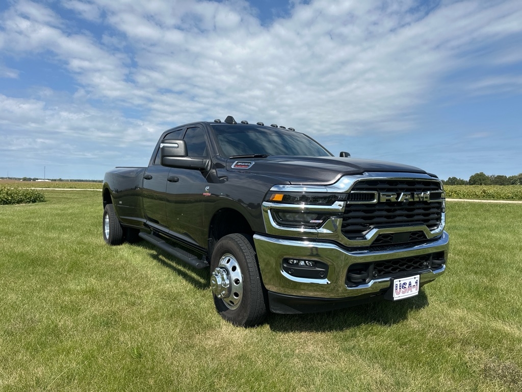 2025 RAM 3500 TRADESMAN LEVEL 2