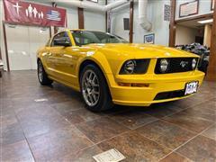 2005 Ford Mustang 