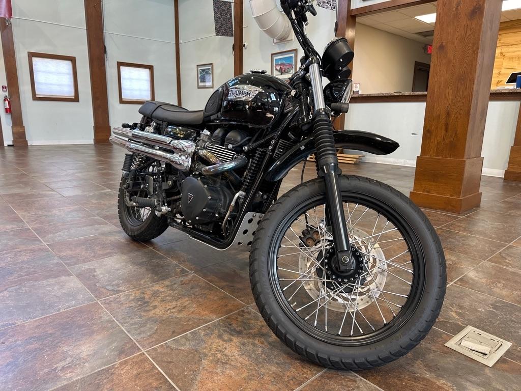 2016 Triumph Scrambler motorcyle