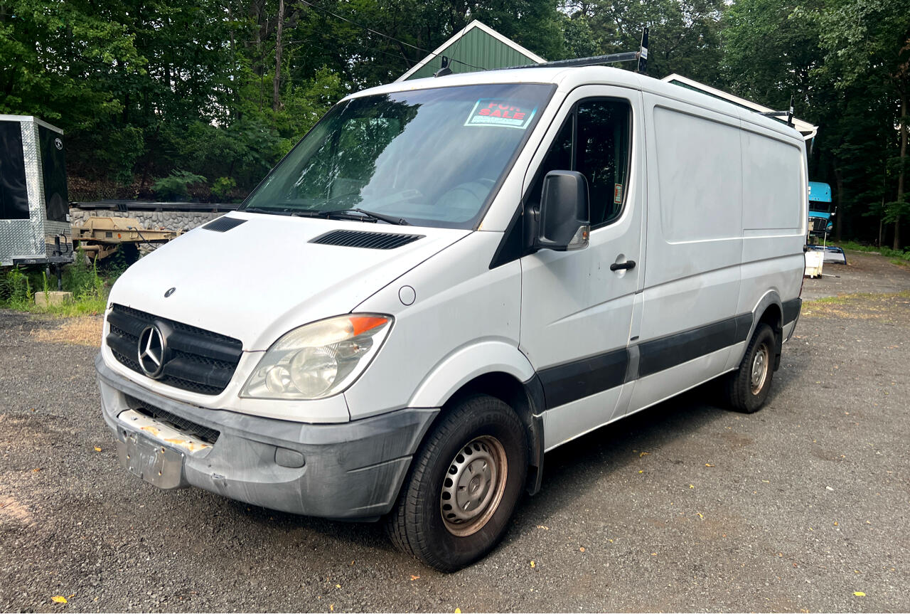 Mercedes-Benz Sprinter 2500 High Roof 144-in. WB 2012 Mercedes-Benz Sprinter 2500 High Roof 144-in. WB 2012